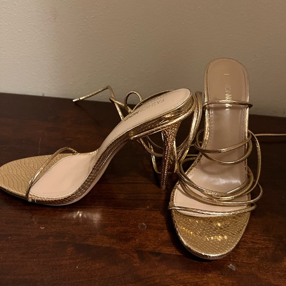 Gold, Strappy, tie up heeled sandal from Fashion Nova size 9. - Picture 1 of 7